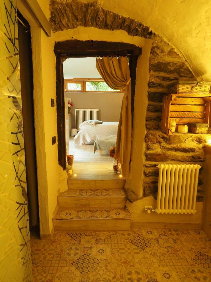 Grange Epiney Bed E Breakfast Panzió La Salle Kültér fotó