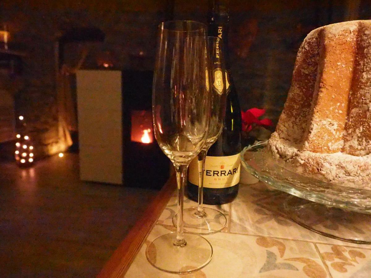 Grange Epiney Bed E Breakfast Panzió La Salle Kültér fotó