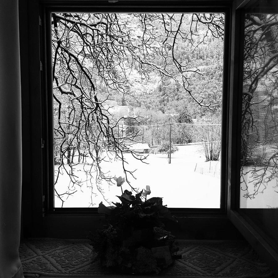 Grange Epiney Bed E Breakfast Panzió La Salle Kültér fotó